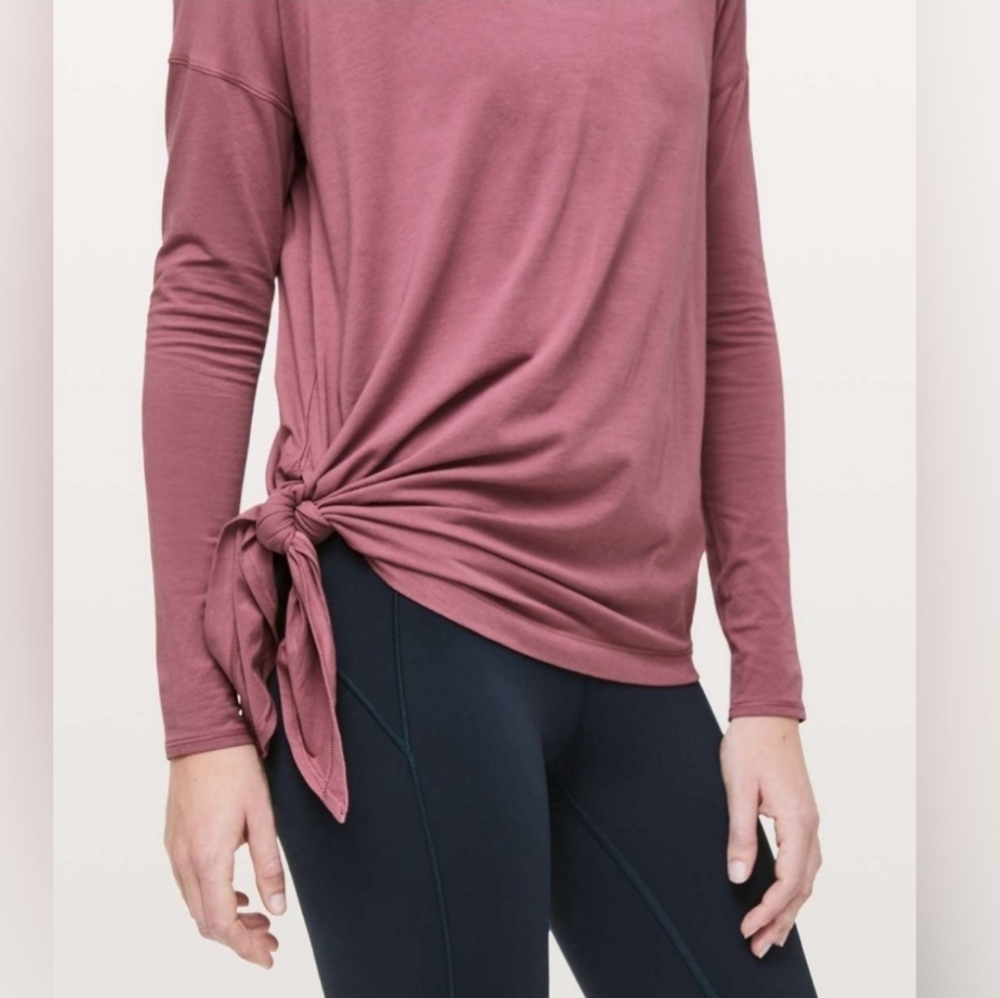 Lululemon To The Point Long Sleeve Top - Picture 7 of 7